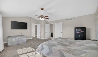 3706 SW Bluegrass Cir, Ankeny, IA 50023