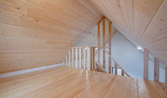 8 Quonset Way, Carson, NM 87517