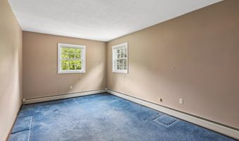 10 Terra Glen Rd, Danbury, CT 06811