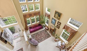 8 Meadowbrook Aly, Barnegat, NJ 08005