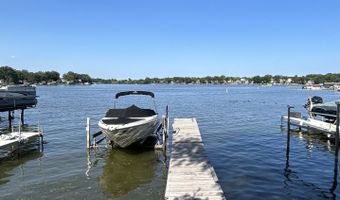 40431 N Fairview St, Antioch, IL 60002