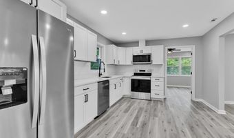 701 E Fourth St, Adel, GA 31620