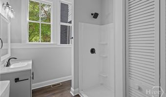674 Dunlevie Rd, Allenhurst, GA 31301