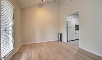 5131 Nicholson Dr #B12, Baton Rouge, LA 70820