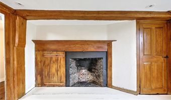 1147 Great Rd, Lincoln, RI 02865