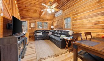 10510 Deer Dr, Birdseye, IN 47513