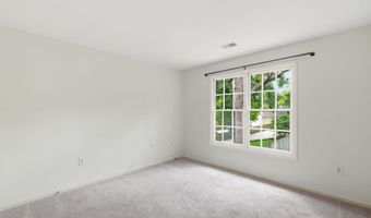 2904 N 4TH St N, Arlington, VA 22201