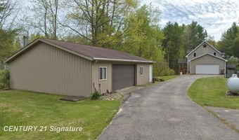 1724 Middle Point Dr, Alger, MI 48610