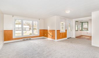 313 E Hillcrest St, Alma, MI 48801