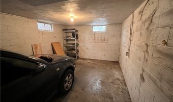 460 Palisades Dr, Akron, OH 44303