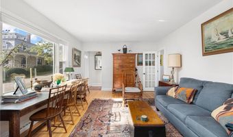6 Cliff Ter, Newport, RI 02840
