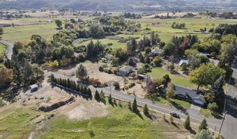 305 Myer Creek Rd, Ashland, OR 97520