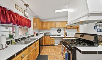 301 Hidden River Dr, Adrian, MI 49221