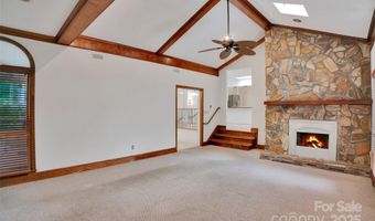 1212 Burtonwood Cir, Charlotte, NC 28212