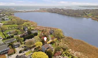 8 Key Ct, Newport, RI 02840
