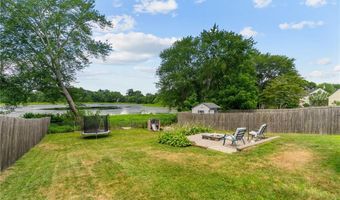 17 Linwood Dr, Coventry, RI 02816