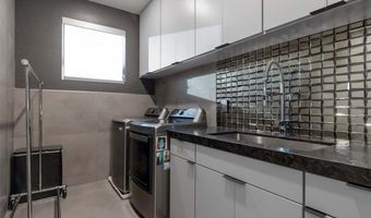 10337 Green Ember Dr, Las Vegas, NV 89135