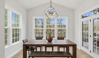 333 Crest Ln, Adams Twp., PA 16046