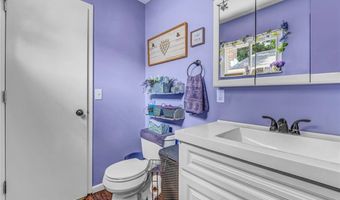 584 Stanley Rd, Akron, OH 44312