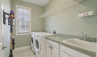 40418 N South Newport Dr, Antioch, IL 60002