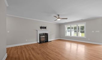 3671 Bellflower Dr, Ayden, NC 28513
