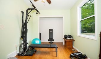 9378 Lemon St, Angola, NY 14006