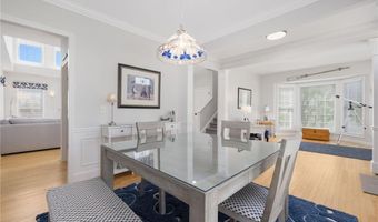 61 Schooner Cove Ln, Narragansett, RI 02882