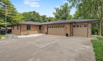 2349 Lakeview Dr, Ames, IA 50010