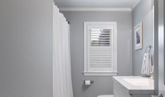 125 W Washington St, Bristol, CT 06010