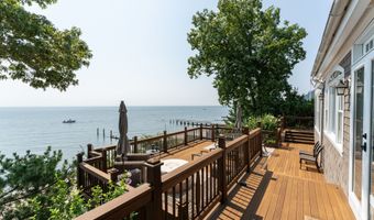 55 Shore Rd, Clinton, CT 06413