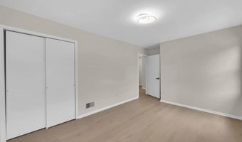 458 Woodhaven Blvd SE, Bayville, NJ 08721