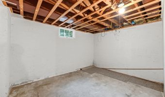 1002 Cedar St, Alexandria, MN 56308