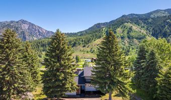 428 MEADOWS Dr, Alpine, WY 83128