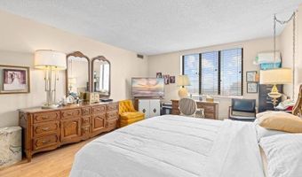 100 S Berkley Sq 18D, Atlantic City, NJ 08401