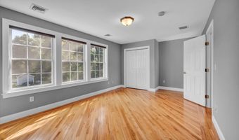 135 West St, Cromwell, CT 06416