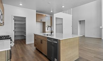 576 S Cedar Creek Dr #96, Cedar City, UT 84720