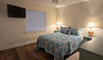 1640 JUNO Trl 101A, Astor, FL 32102