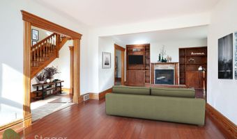 1134 Rapids St, Adel, IA 50003