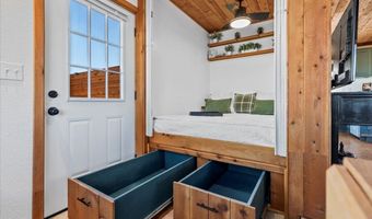 4 Camp Bonanza Rd, Cold Creek, NV 89124