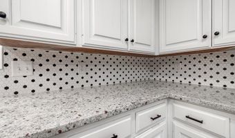 66 Roy Rd, Arkadelphia, AR 71923