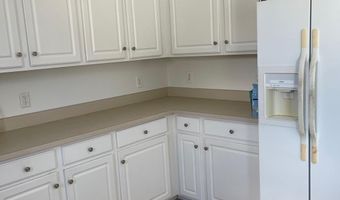17 WHITE CRANE Dr, Berlin, MD 21811