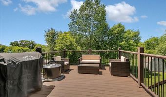 984 Waters Edge Cir, Avon, MN 56310