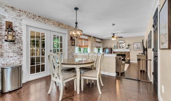 382 Wheaton Ave, Bayville, NJ 08721