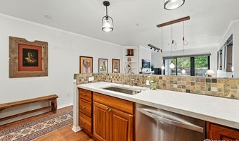 854 Walnut St B, Boulder, CO 80302