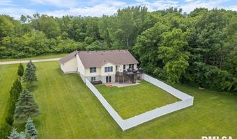 325 WOODLAND Dr, Andalusia, IL 61232