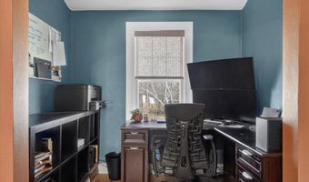 1732 Jackson Ave, Ann Arbor, MI 48103