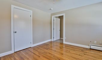 9 Sunset Ln, Bedford, NH 03110