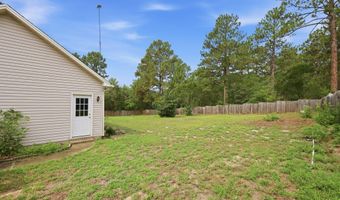 612 Seymour St, Aberdeen, NC 28315