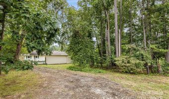 141 Macedonia Rd, Asheville, NC 28804