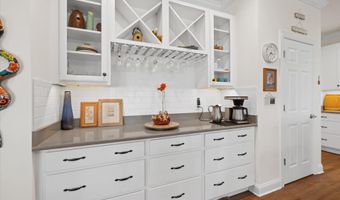 184 PEACOCK Pl, Dover, DE 19904